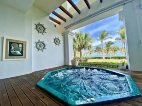 Stylish lux beach condo Aquamarina Cap Cana